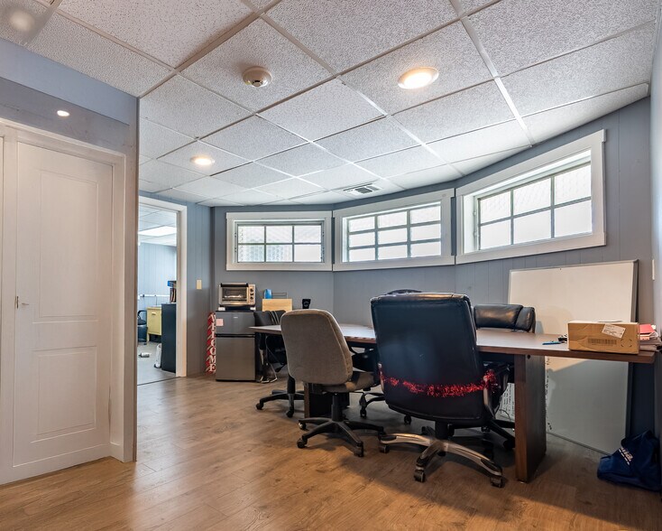 2320-2352 Mendon Rd, Cumberland, RI à vendre - Photo de l’immeuble – Image 3 sur 27