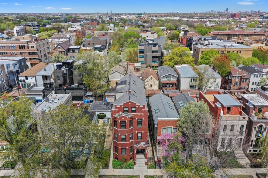 2332 W Charleston St, Chicago, IL à vendre - Aérien – Image 3 sur 16