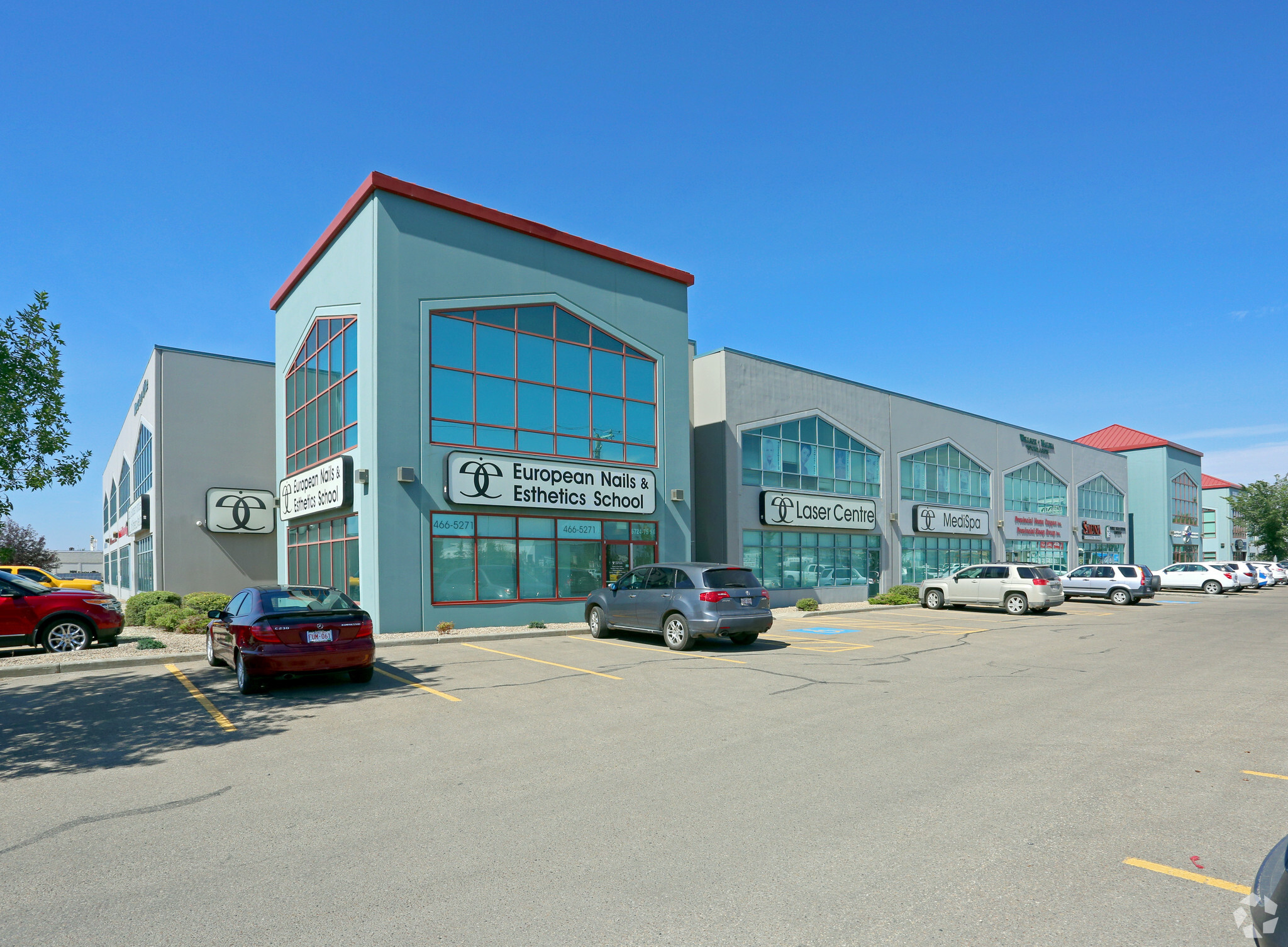 6726 - 6775 St, Edmonton, AB à vendre Photo principale– Image 1 sur 13