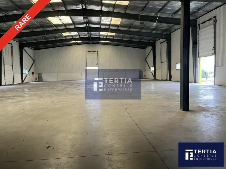 Local d'activités dans Mauguio à vendre - Photo de l’immeuble – Image 1 sur 4