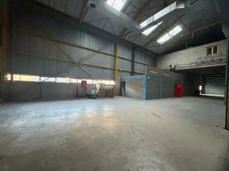 Local d’activités dans Noisiel à louer - Photo intérieure – Image 3 sur 5