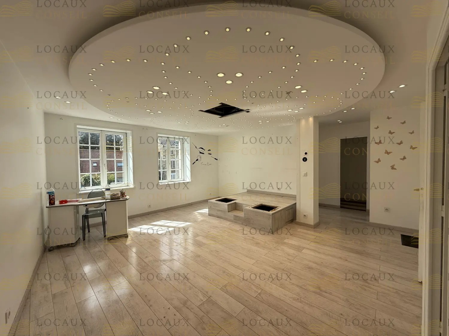 Local commercial dans SAINT-OUEN-L'AUMONE à louer Photo intérieure– Image 1 sur 11