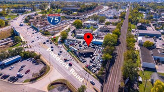 Plus de détails pour 7329 Paddock Rd, Cincinnati, OH - Local commercial à louer