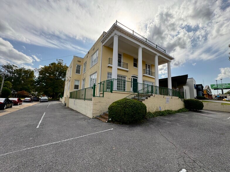 1981 Union Ave, Memphis, TN à vendre - Photo principale – Image 1 sur 17