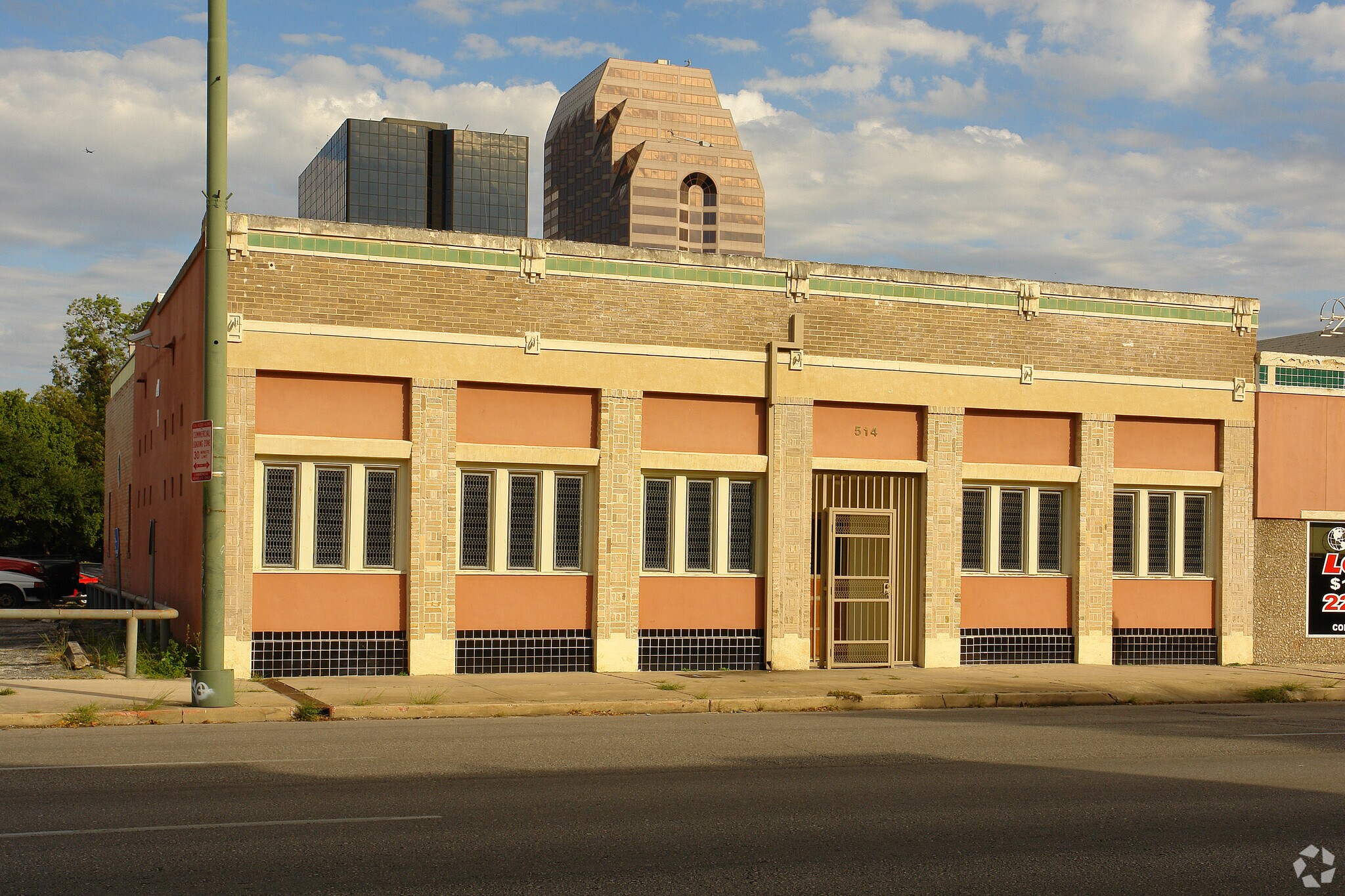 514-517 N Main Ave, San Antonio, TX à vendre Photo principale– Image 1 sur 3
