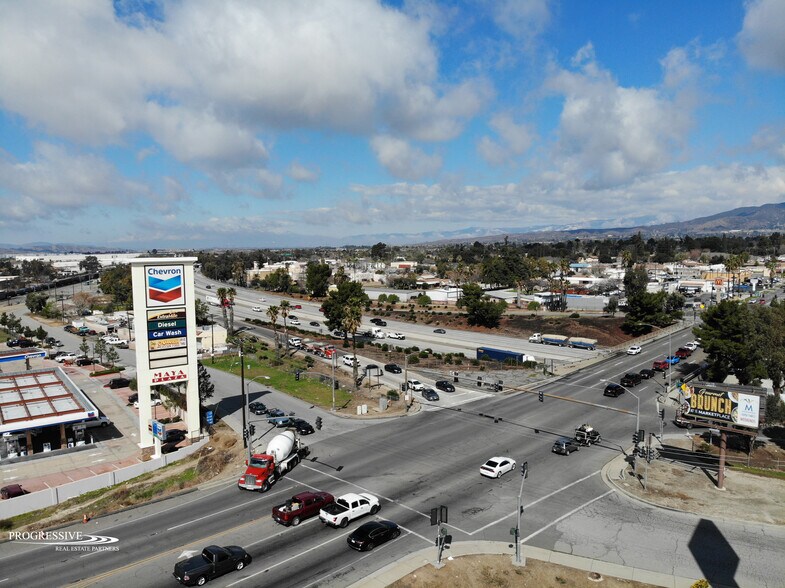 Beaumont Avenue & Luis Estrada Rd, Beaumont, CA à louer - Aérien – Image 2 sur 3