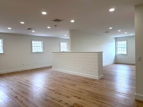 158 S Broad St, Pawcatuck, CT à louer Photo intérieure– Image 1 sur 14