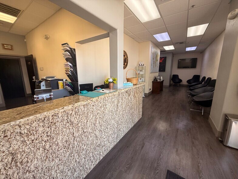 1108 Ward Ave, Patterson, CA à louer - Photo de l’immeuble – Image 3 sur 10