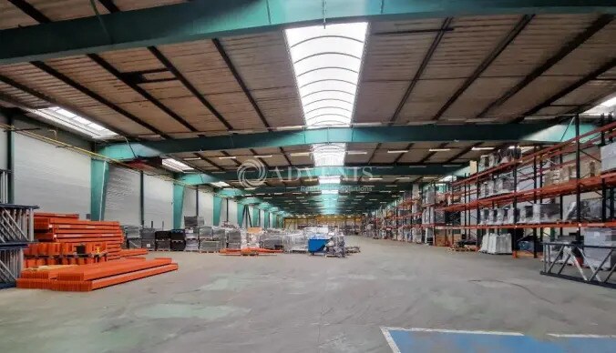 Industriel/Logistique dans Moissy-Cramayel à louer - Photo de l’immeuble – Image 1 sur 3