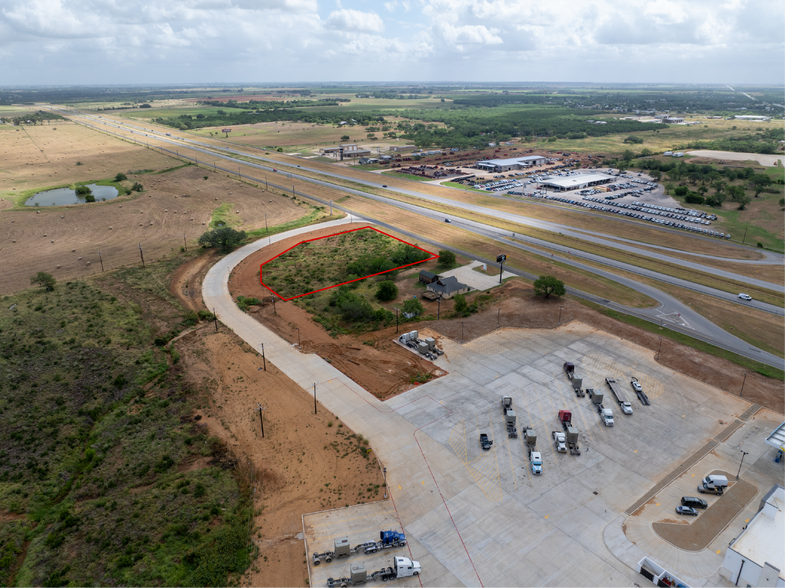 109963 Interstate 37, Pleasanton, TX à vendre - Photo principale – Image 1 sur 5