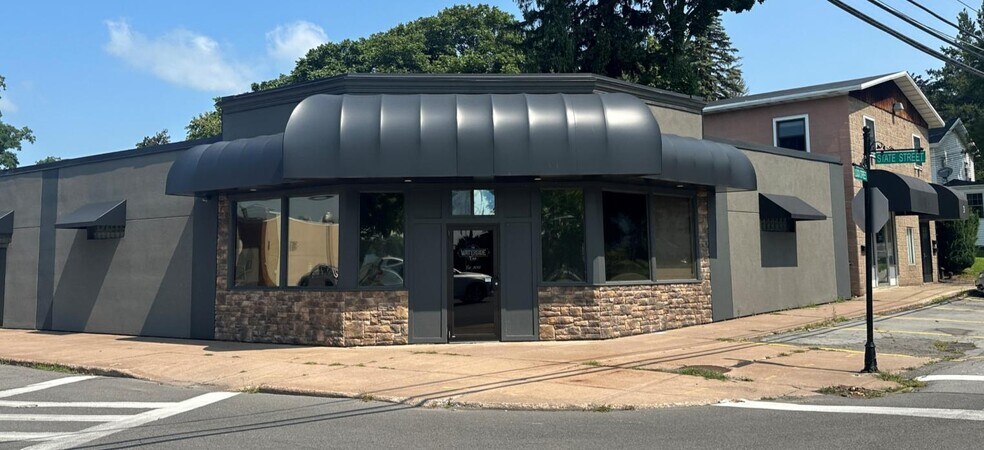 60 State St, Phoenix, NY à louer - Photo de l’immeuble – Image 2 sur 2