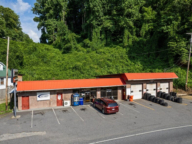 119 Whitewater Dr, Cherokee, NC à vendre - Photo de l’immeuble – Image 3 sur 28
