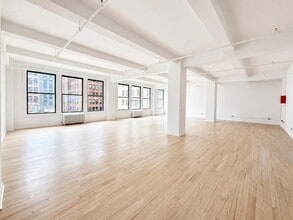 115-125 W 30th St, New York, NY à louer Photo intérieure– Image 2 sur 5