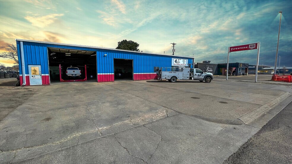 115 E E St, Ogallala, NE à vendre - Photo de l’immeuble – Image 2 sur 30
