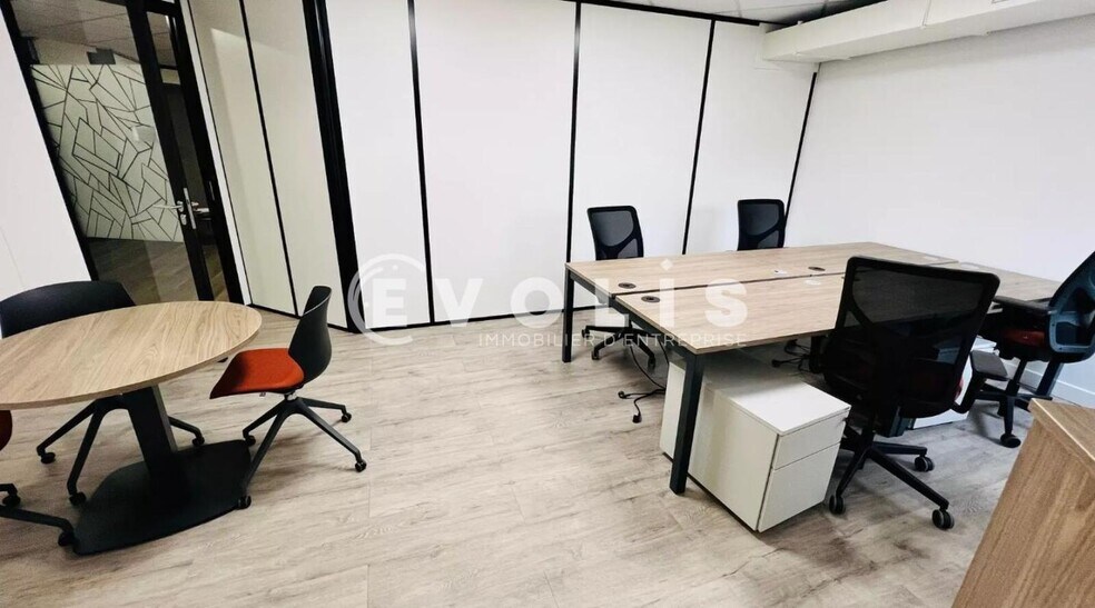 Bureau dans Meudon à louer - Photo intérieure – Image 2 sur 13