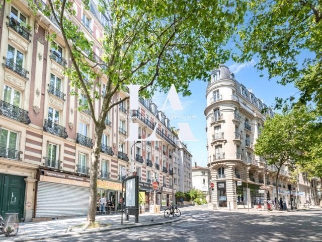 Plus de détails pour Local commercial à louer
