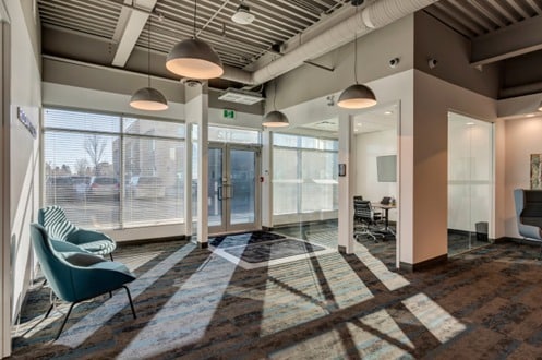 8826 Blackfoot Trl SE, Calgary, AB à louer Photo intérieure– Image 1 sur 3