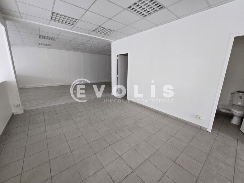 Bureau dans Palaiseau à louer - Photo intérieure – Image 3 sur 8