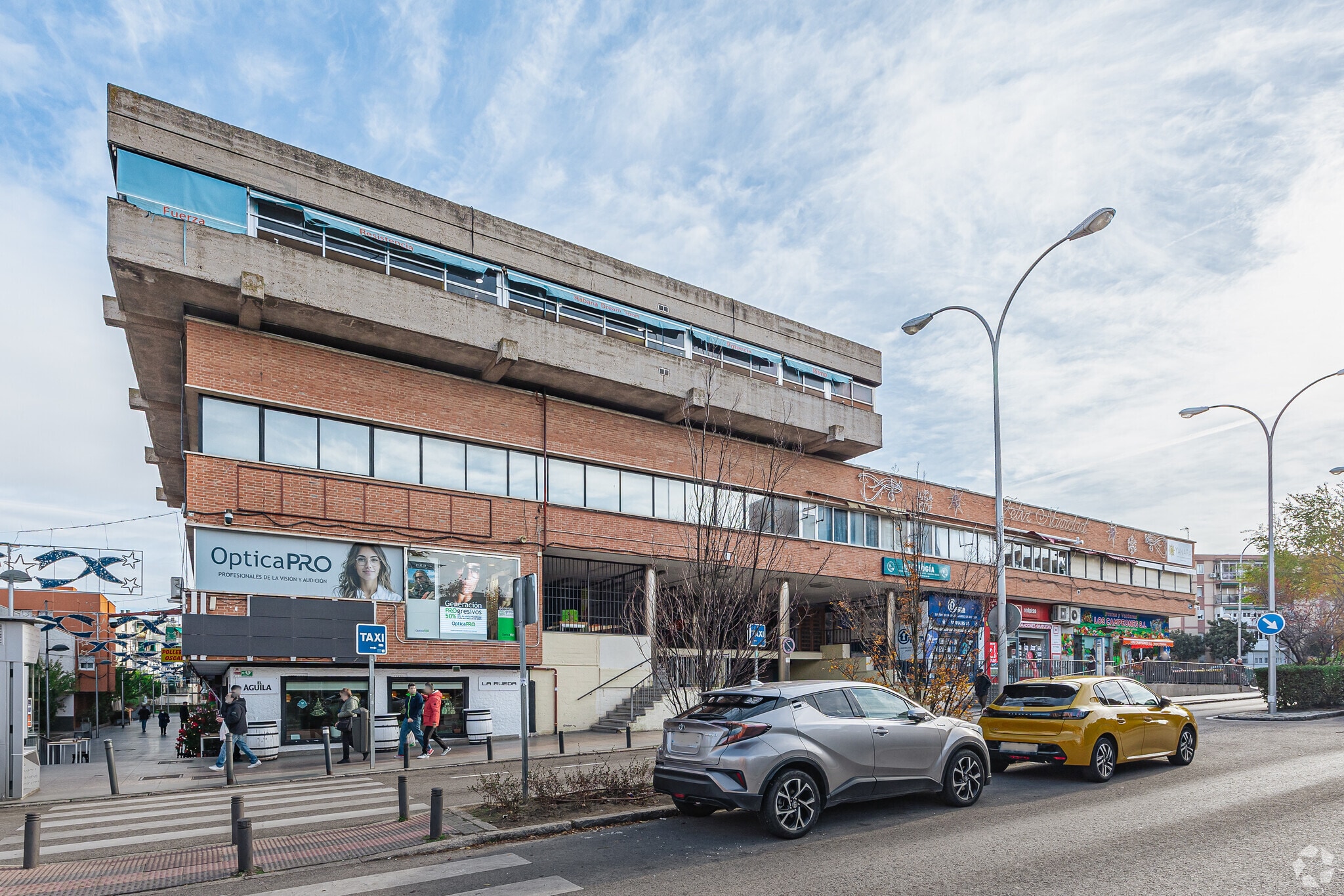 Local commercial dans Madrid, Madrid à louer Photo principale– Image 1 sur 4