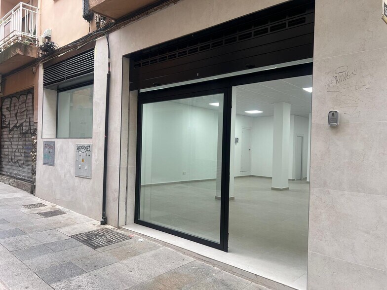 Local commercial dans Granada, Granada à louer - Photo de l’immeuble – Image 2 sur 19