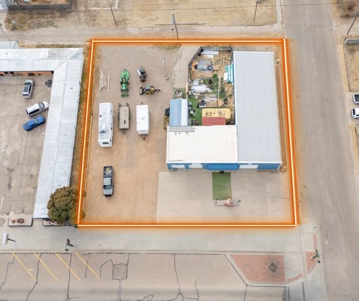 309 Morton St, Elkhart, KS à vendre - Photo de l’immeuble – Image 2 sur 8