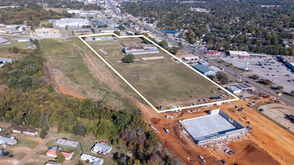 1599 S Jackson St, Jacksonville, TX à vendre - Photo de l’immeuble – Image 2 sur 10