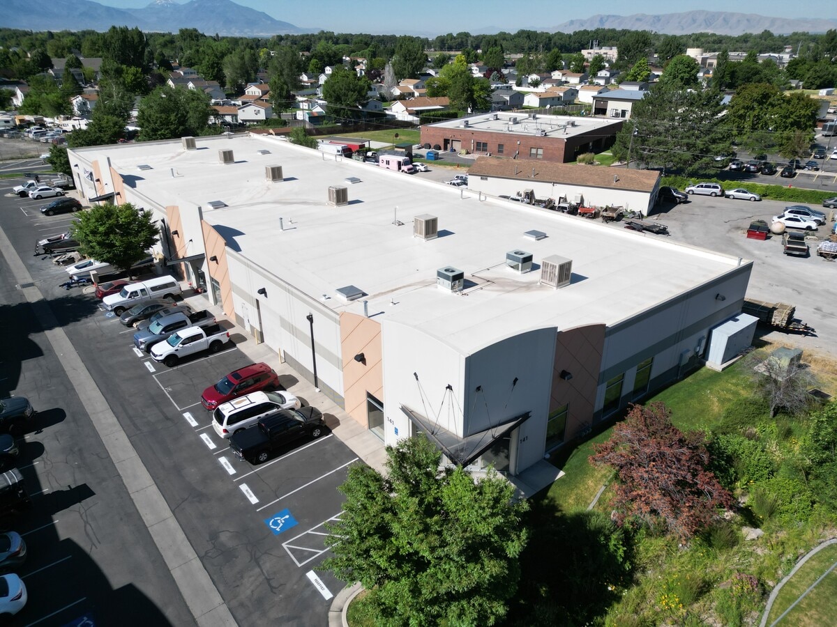 141-145 W 900 N, Springville, UT 84663 - Lot 141 - - Photo intérieure - Image 2 of 12