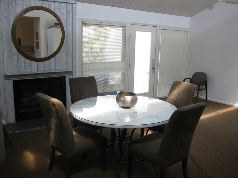 1247 Broadway, Sonoma, CA à louer - Photo intérieure – Image 3 sur 64