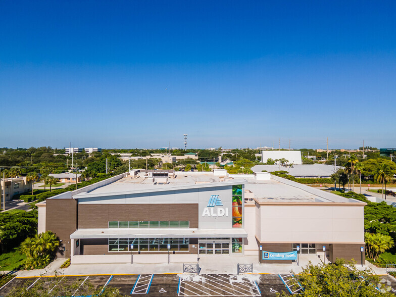 4901 N Federal Hwy, Boca Raton, FL à louer - Photo de l’immeuble – Image 3 sur 19