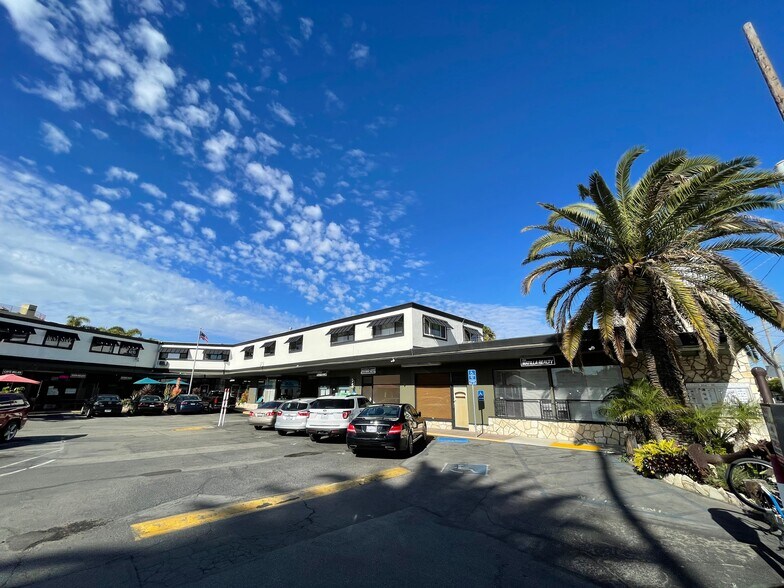 215 Culver Blvd, Playa del Rey, CA à louer - Photo de l’immeuble – Image 1 sur 1