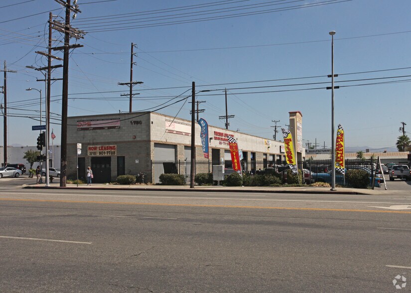 7750 Sepulveda Blvd, Van Nuys, CA à louer - Photo principale – Image 1 sur 3