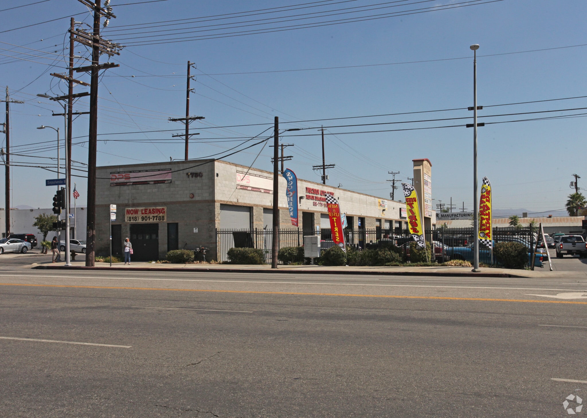 7750 Sepulveda Blvd, Van Nuys, CA à louer Photo principale– Image 1 sur 4