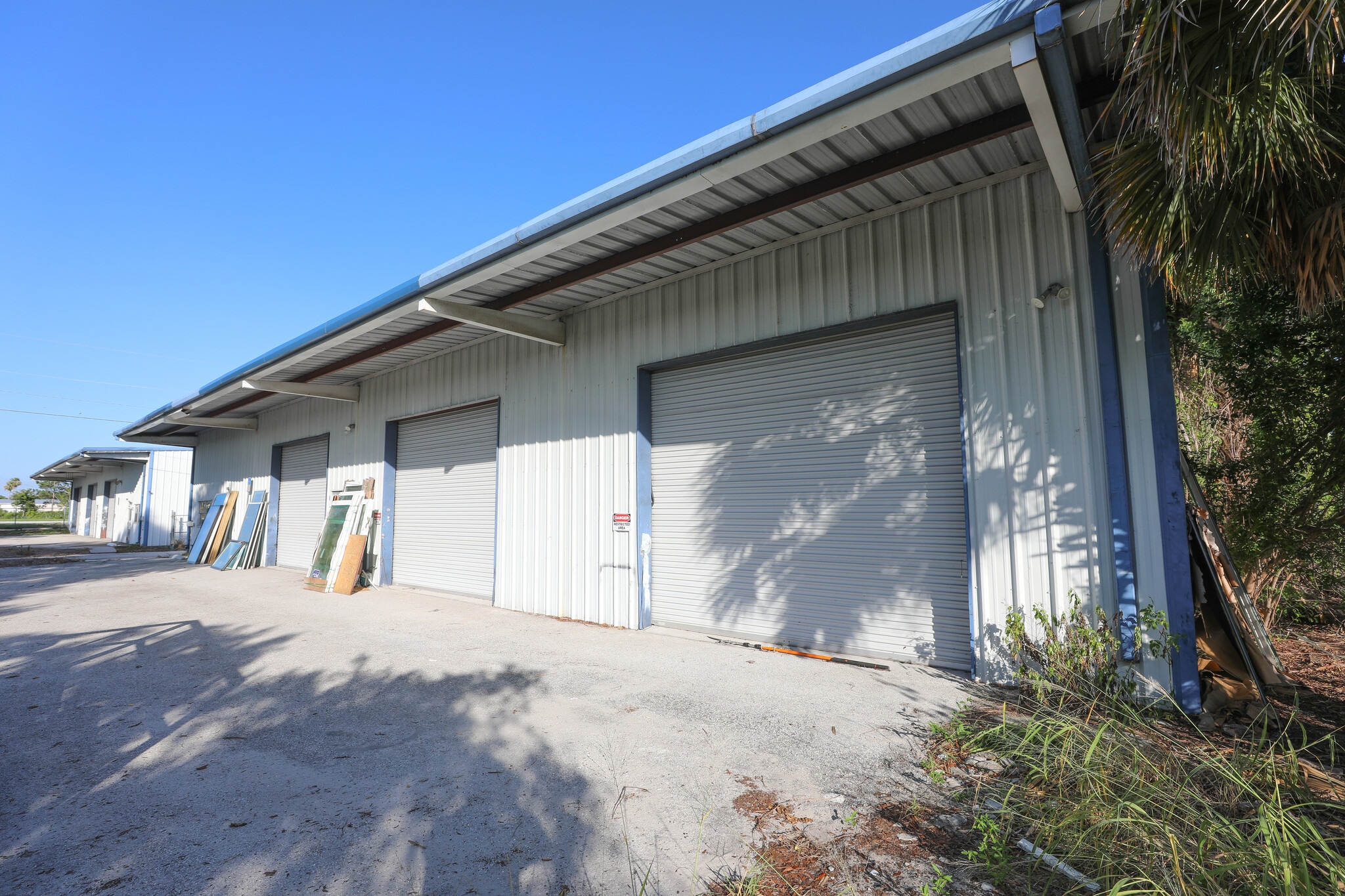 16015 US-19 Hwy, Hudson, FL à louer Photo principale– Image 1 sur 7