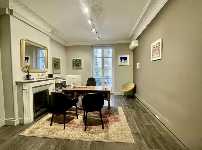 Bureau dans Paris à louer - Photo de l’immeuble – Image 2 sur 6