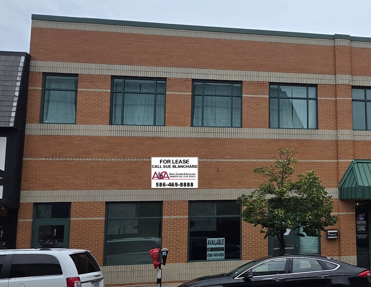 35 N. Main St, Mount Clemens, MI à louer - Photo de l’immeuble – Image 2 sur 4