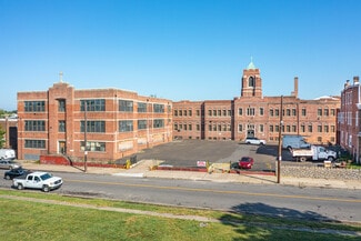 Plus de détails pour 6649 Tulip St, Philadelphia, PA - Bureau à louer