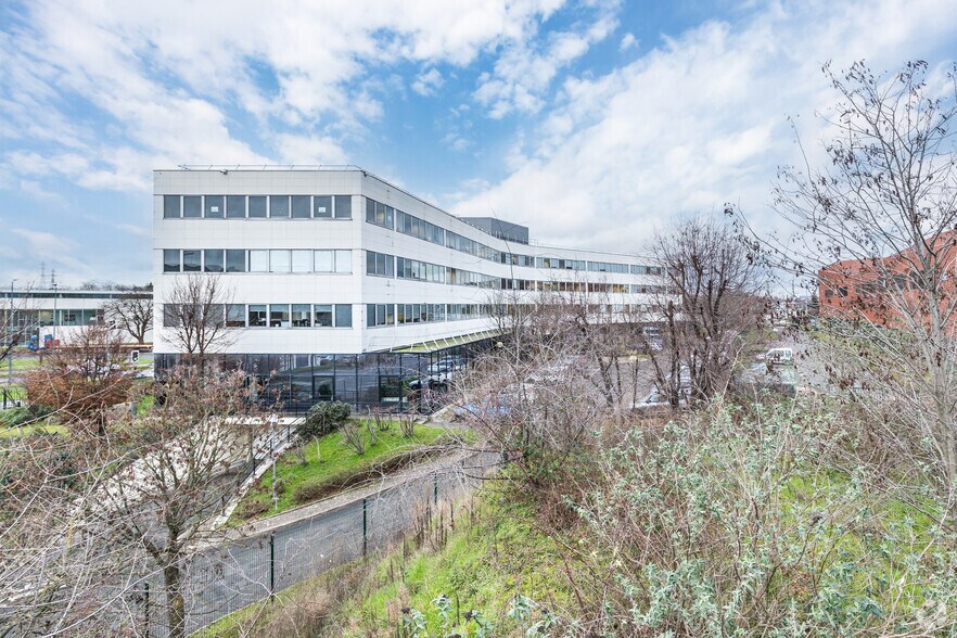 9 Allée Des Barbanniers, Gennevilliers à vendre - Photo de l’immeuble – Image 3 sur 6
