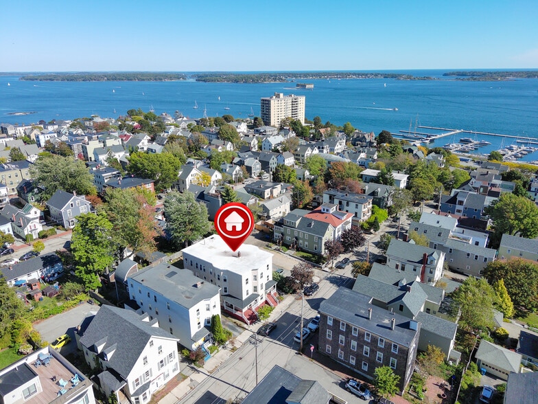 59 Saint Lawrence St, Portland, ME à vendre - Photo principale – Image 1 sur 18
