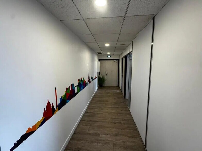 2/4 Rue Du Lendemain, Cergy à vendre - Photo intérieure – Image 3 sur 6