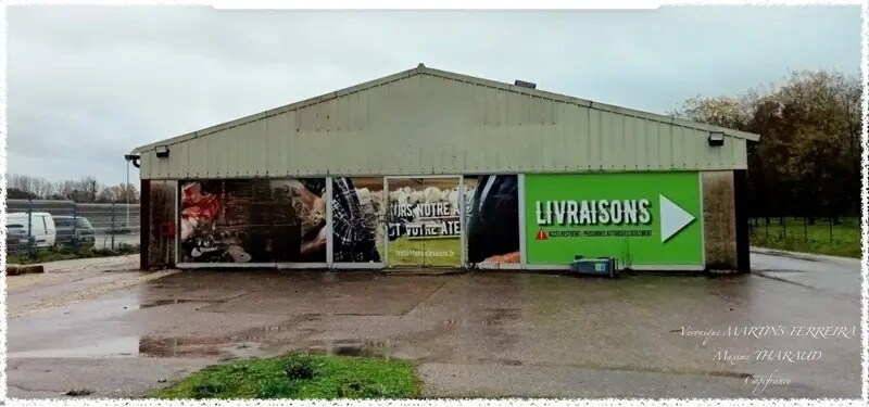 Bureau dans Sancoins à vendre - Photo de l’immeuble – Image 2 sur 2