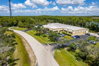 Plus de détails pour 10061 Amberwood Rd, Fort Myers, FL - Local d'activités à louer