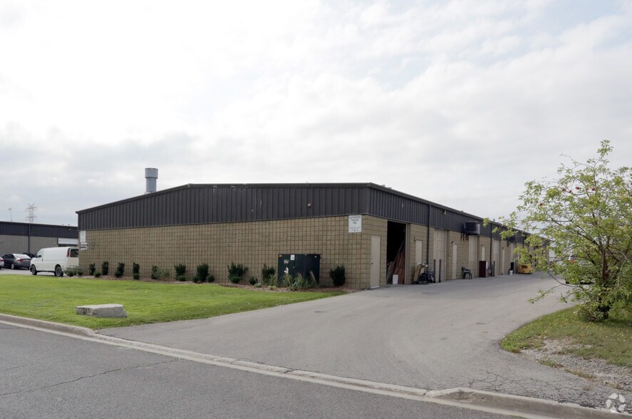 38 Bigwin Rd, Hamilton, ON à vendre - Photo de l’immeuble – Image 2 sur 2