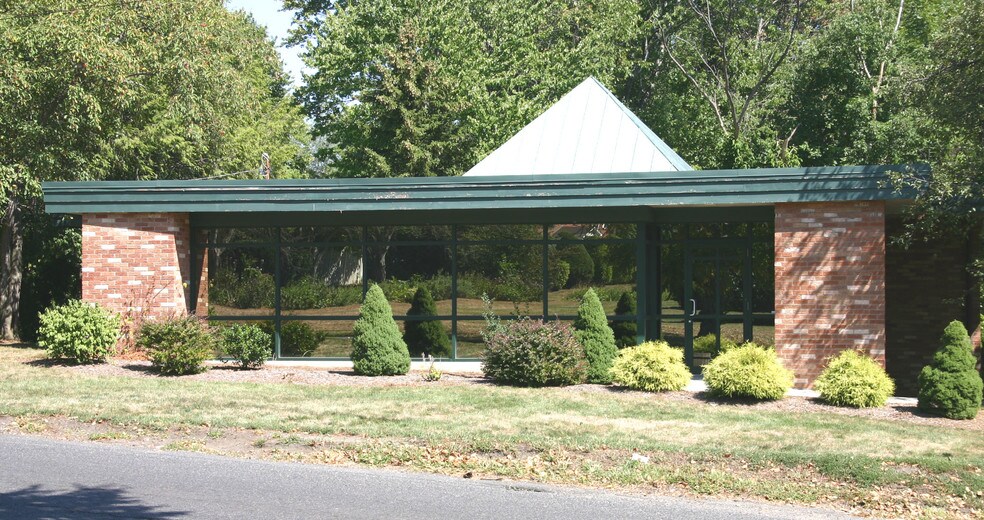 190 Parish Dr, Wayne, NJ à louer - Photo de l’immeuble – Image 3 sur 20