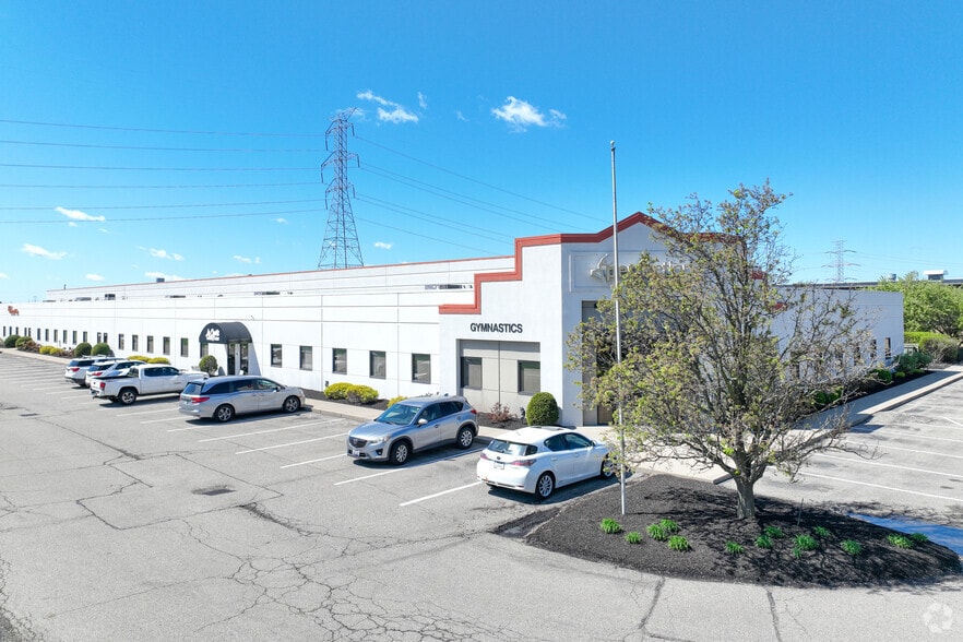 5635-5653 Union Centre Dr, West Chester, OH à louer - Photo principale – Image 1 sur 12