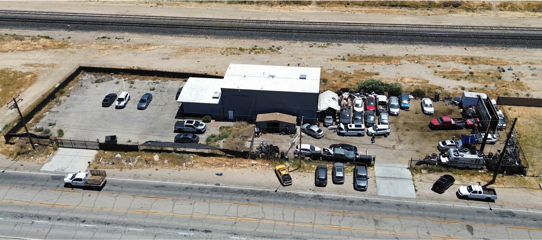 45424 N Sierra Hwy, Lancaster, CA à vendre Photo de l’immeuble– Image 1 sur 3