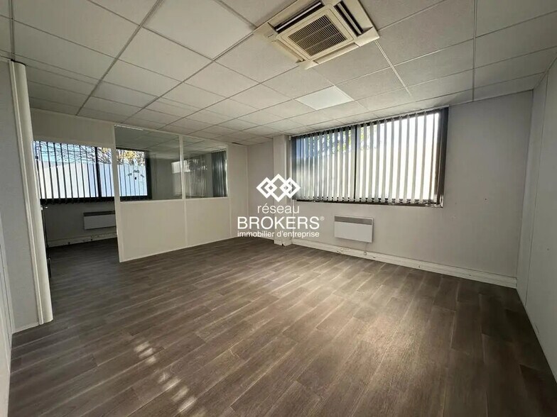 Bureau dans Le Mesnil-Amelot à louer - Photo intérieure – Image 2 sur 18