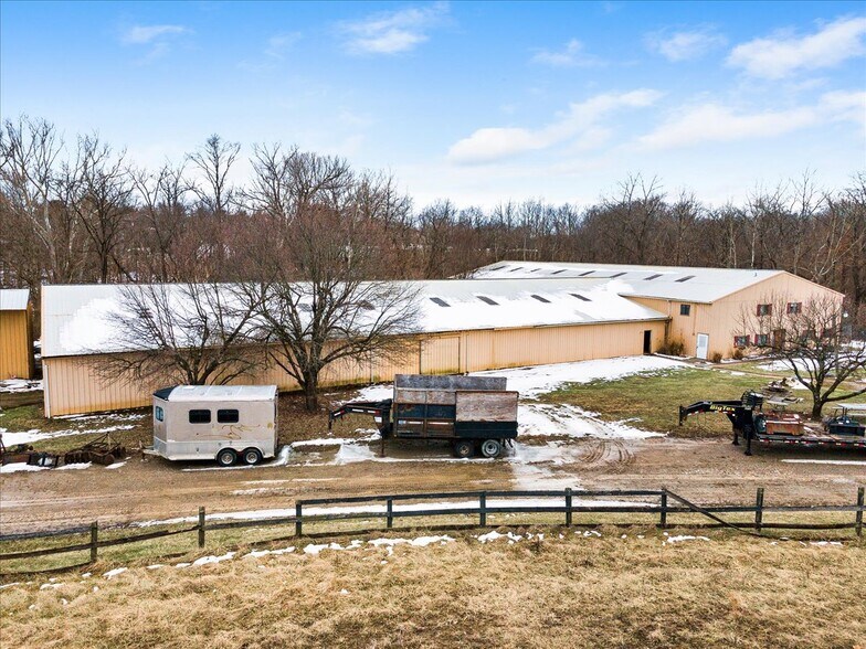 2675 Carriagegate Ln, Maineville, OH à vendre - Photo de l’immeuble – Image 3 sur 49