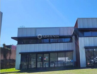 Plus de détails pour Local d'activités à louer