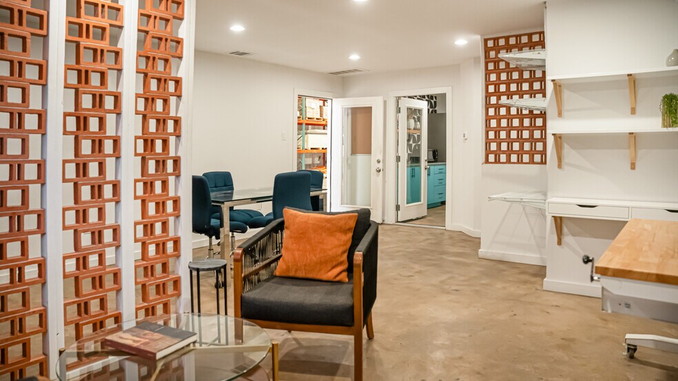 1708 Aldridge Dr, Austin, TX à louer - Photo de l’immeuble – Image 2 sur 15