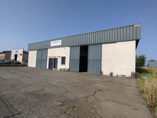 Plus de détails pour Local d'activités à louer